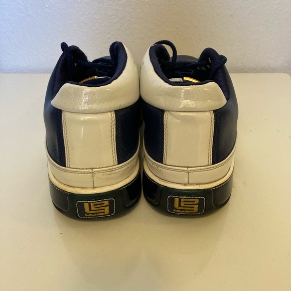 Zoom Lebron Low St Size 11 Great Used Condition - Picture 6 of 8